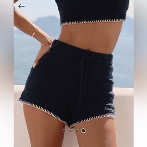 NWT 4th & Reckless ASOS Juliette Contrast Knit Stitch Navy Shorts Size 4